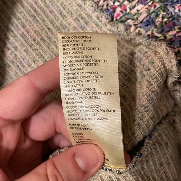 ❤️ L ❤️ NWT Anthro Tank Cropped Halter Smocked Ruffled Stretch​ - Picture 6 of 8